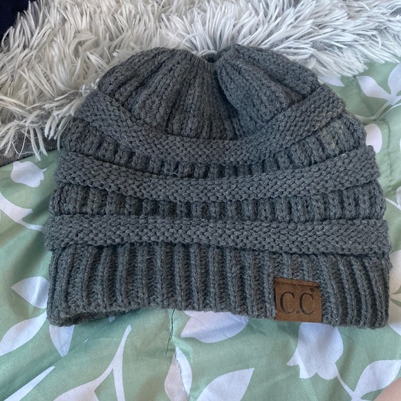 knit beanie - Picture 1 of 1